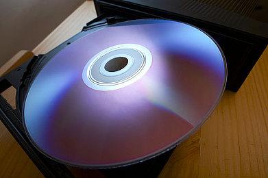 《摇曳露营△》手游发布新预告 将于2022年推出